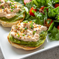 Spicy Tuna & Guac on Sesame Pagel